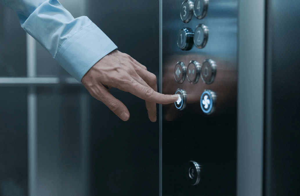 “The Elevator Pitch” by Englishcafe